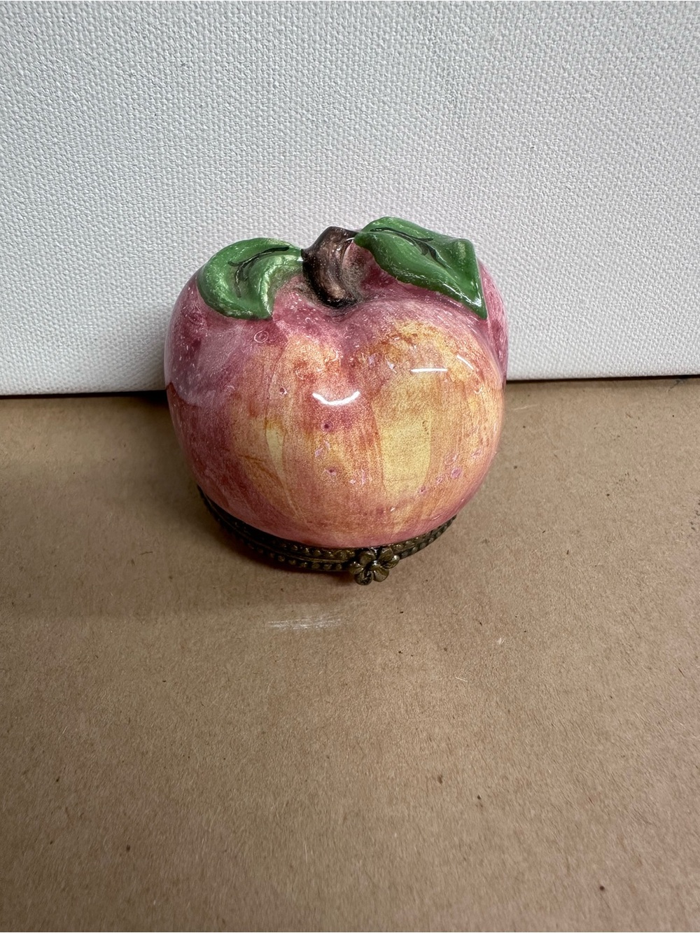 Hand-Painted Pierre Deux Ceramic apple Trinket Box - Green Leaves
